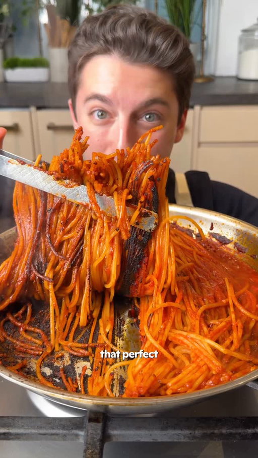 Spaghetti all’Assassina
-
For the Tomato Broth:
4 cups water
1/4 cup tomato paste
2 whole garlic cloves
Kosher salt and freshly cracked black pepper, to taste

For the Spaghetti:
1/4 cup extra virgin olive oil 
2 garlic cloves, minced
2 tablespoons Calabrian chili paste
1 cup tomato passata
Parmesan cheese, for garnish

#recipe #spaghetti #spaghettiallassassina #italianfood