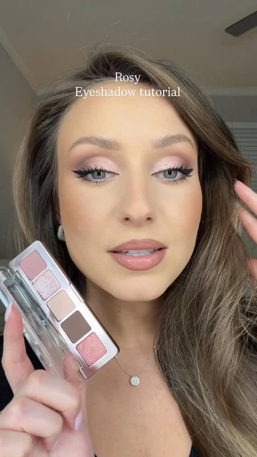 The perfect spring eyeshadow 🌸
@rephr.to Core eye set (linked in my bio) 
@natashadenona Mini Rose Palette 
@toofaced Liquid Eyeliner
@diorbeauty Overvolume Mascara 
.
.
.
.
.
#eyeshadowinspo #pinkeyeshadow #eyeshadowtutorial