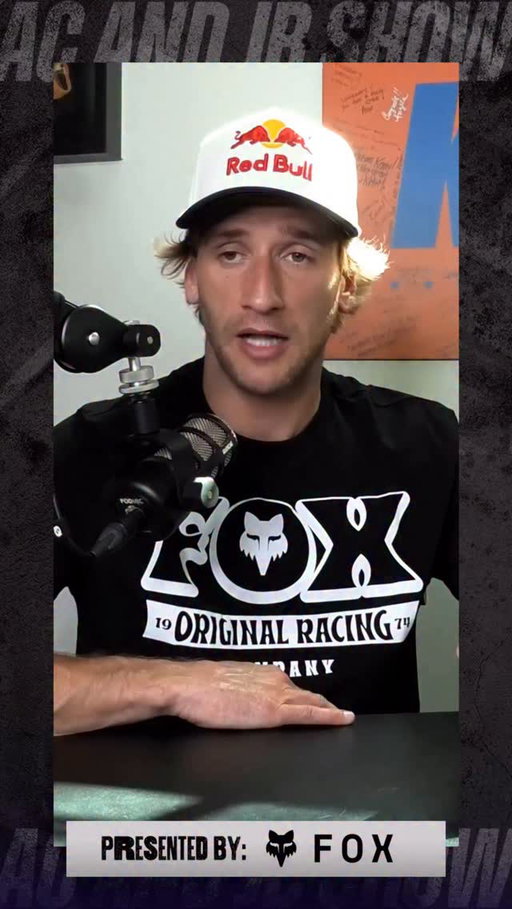 The @Daytona podium had a lot going on this weekend 😅 

Kicking it with @KenRoczen94 presented by @FoxMoto 🗣️

Hear about it all on this weeks show which is now live at the link in our bio 🎙️