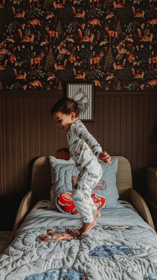 KA-CHOW!!! Elijah has been obsessed with cars… so we decided to surprise him with @potterybarnkids Pixar Cars bedding. His reaction is priceless. 
Comment Link to Shop the Collection. 
.
.
.
.
.
.
.
.
.
.
.
.
#lovemypbk #boyroom #vintagehome 

https://liketk.it/5Xg1z