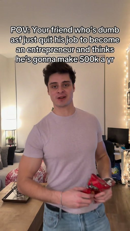 Bro is not making 500k a year 😂 #comedy #entrepreneur #salesbro