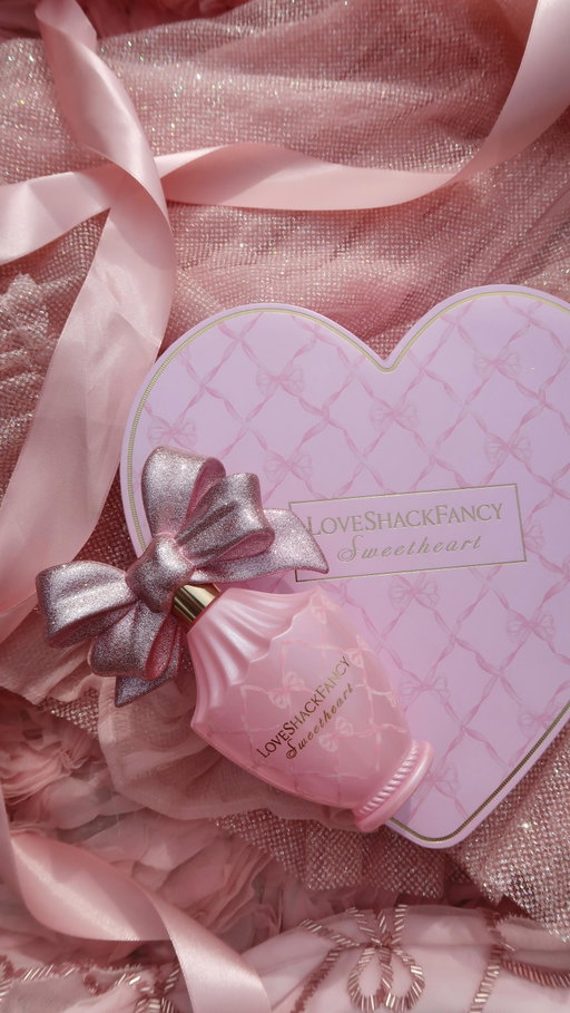 Unboxing of our fave new obsession Sweetheart💗✨ Mark your calendars👀