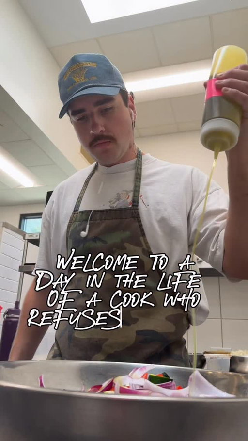 This is what it feels like when you take the handcuffs off #cooking #waiter #chef #mealprep #restaurant