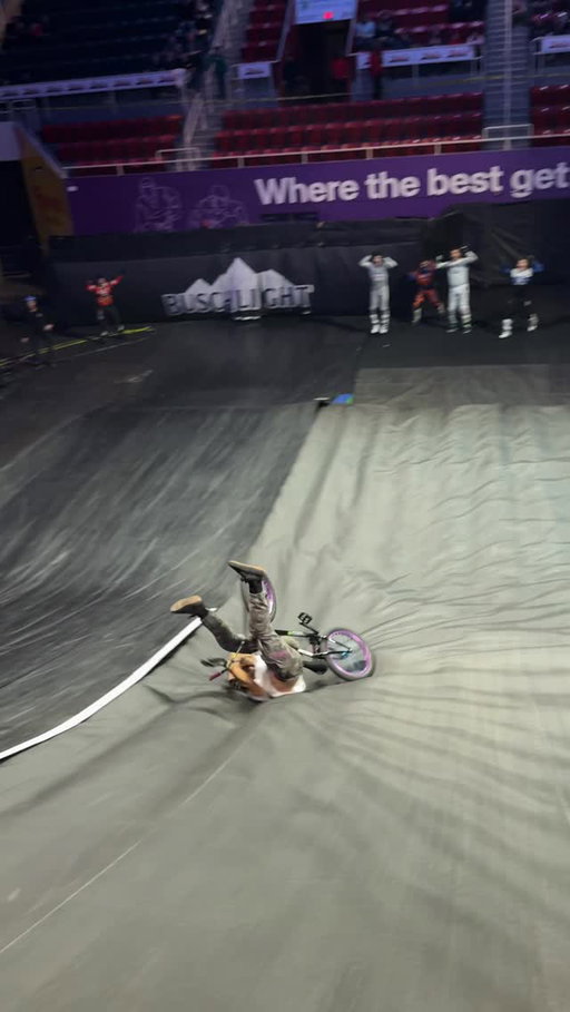 Should I try again❓🥴

#bmx #fails #sendit #explore