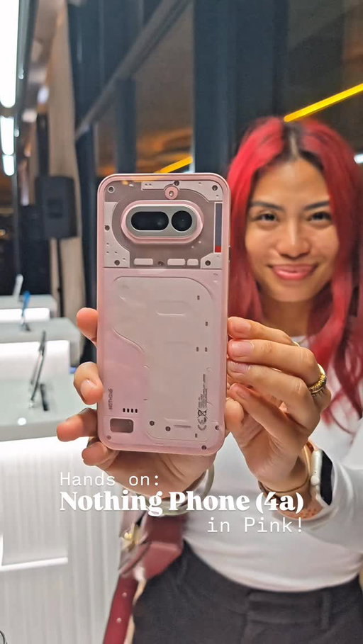 The #Nothing4a in all its pink glory! Got my hands on the phone (finally) at #MWC2026. More details on this device to be expected at the Nothing Launch Event on the 5th! 

Absolutely loving that we’re seeing SO MANY PINK PHONES this year! #isadoestech
