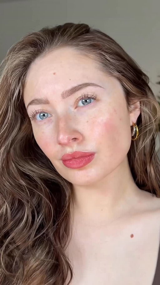 Natural gua sha 🥒🧊🧖🏽‍♀️ #grwm #skincare #asmr