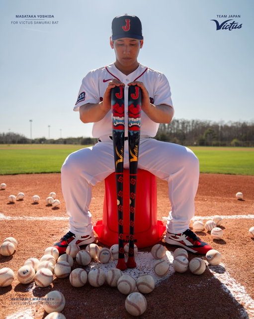 Masataka Yoshida for Victus Samurai Bat 🇯🇵

Introducing the Victus Samurai. Modeled by @bh_masataka34, this bat is a blended representation of the Warrior code of the Samurai with the fierce symbolism of the Oni mask symbolizing Power, Protection and Intimidation. 

The Victus Samurai bat will be released on Mar. 6th as a part of our Limited Series @wbcbaseball collection. It is hand painted by the @_bat_king and comes in Yoshida’s model “MASA7”

Exclusively at www.victussports.com

@bh_masataka34 がモデルを務める「Victus Samurai」登場。

侍の武士道精神と、力強さ・守護・威圧を象徴する鬼面の迫力を融合させた一本。

“Power. Protection. Intimidation.”

吉田選手モデル「MASA7」をベースに、@_bat_king が一本一本ハンドペイントで仕上げたリミテッドシリーズ。

規律、伝統、そして打席での支配力を体現。

3月6日発売 — @wbcbaseball コレクションの一環として登場。

www.victussports.com 限定販売。
#Japan #Baseball #WBC
