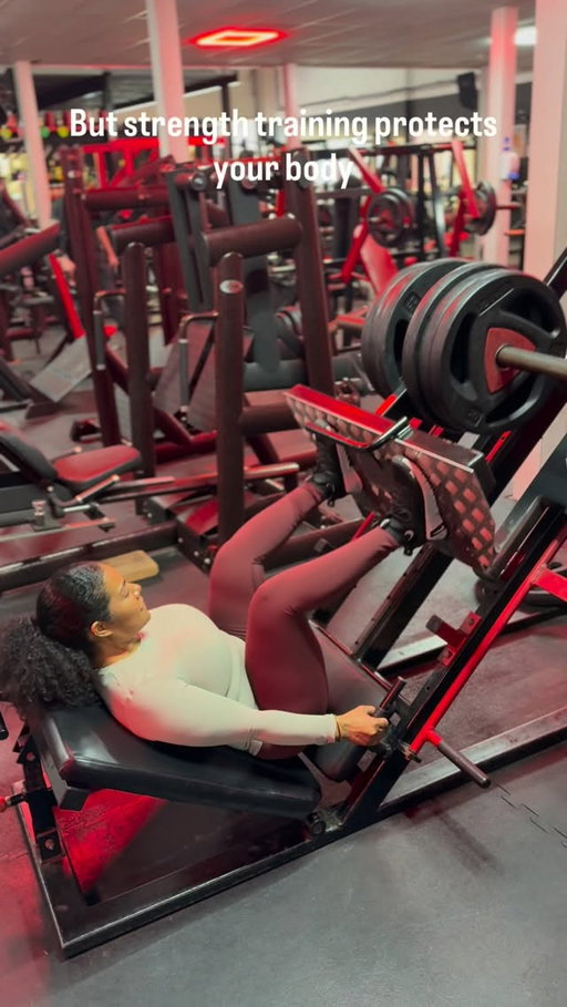 The older I get, the more I realize how important strength training really is.

Now that I’m in my 50s, building and maintaining muscle matters more than ever. It supports your metabolism, protects your bones, and helps you stay strong as you age.

Ladies, if you’re over 40 don’t be afraid of lifting heavier 💪🏽