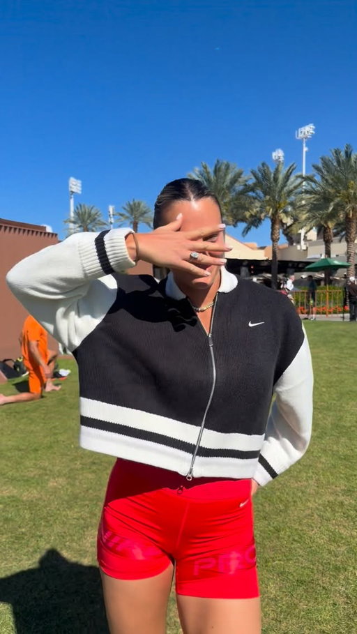 Her best hardware yet 💍 

#TennisParadise