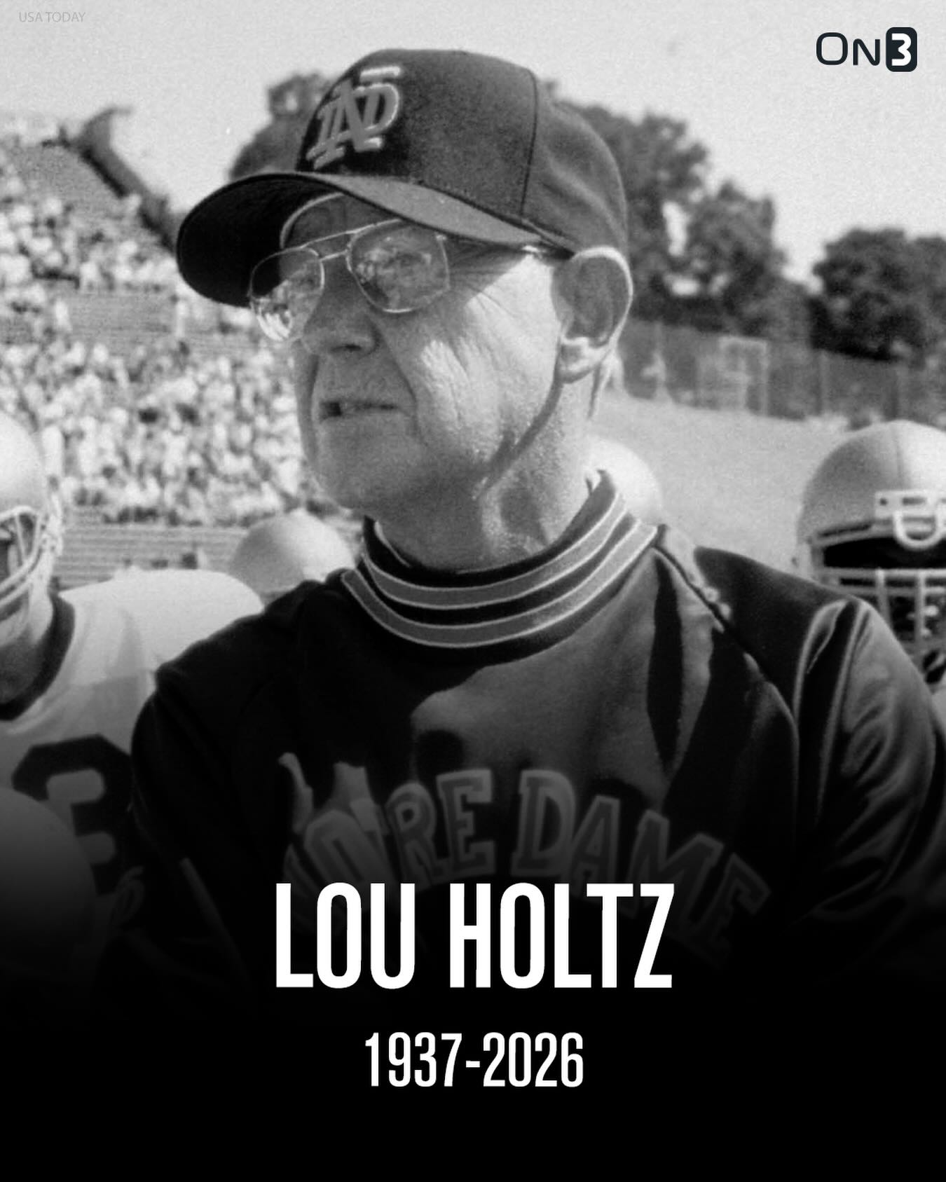 Legendary College Football coach Lou Holtz has passed away at 89🙏