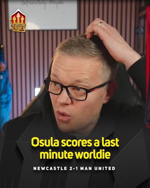 "He's running like a corpse that's been hit by a tranquiliser gun!" 🤬 #mufc