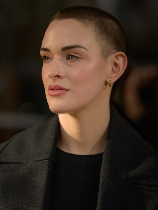 The buzzcut was a moment 
📸 @mgstudiophotography 
#pdxmodel #portlandmodel #pnwmodel #androgynousmodel #buzzcutgirl
