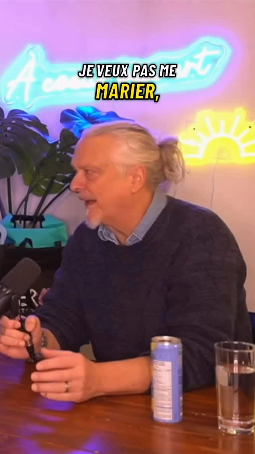 Normand D’Amour nous raconte le processus derrière sa demande en mariage faite lors de son éviction de la maison… et l’histoire derrière ce moment est encore plus touchante que ce qu’on a vu à la télé. 💍✨

Le podcast complet est disponible maintenant , lien dans ma bio. 🎙️

#BigBrotherCelebrites #PodcastQC #PourToi #Mariage #Quebec