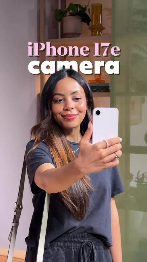 iPhone 17e vs 17 Pro Max selfie 💕🧡 there’s something so nice about having a minimal and cute ballet pink phone but I love my pro cameras too much! Starting at $599 you get a very similar camera experience to the 16e with some low light improvements and also post-capture depth /focus control in portraits 📸

#shotoniphone #iphone17e #iphone17promax #apple #nyc