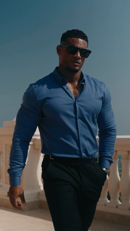 Confidence looks better in shades 😎…

@fathersons_