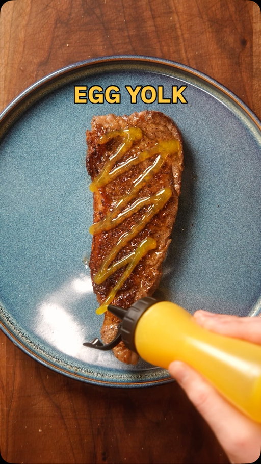 I Turned Egg Yolks Into A Sauce.

Pasteurize egg yolks by heating them at 147°F-150°F for 40 minutes and you’ll have a delicious rich sauce that will last you a week.

Perfect for steaks, ramen, toast, you know name it!

#egg #yolk #instafoodie #foodart #easyrecipe