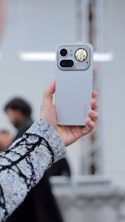 The @nothing Phone (4a) Pro is built different 🔗