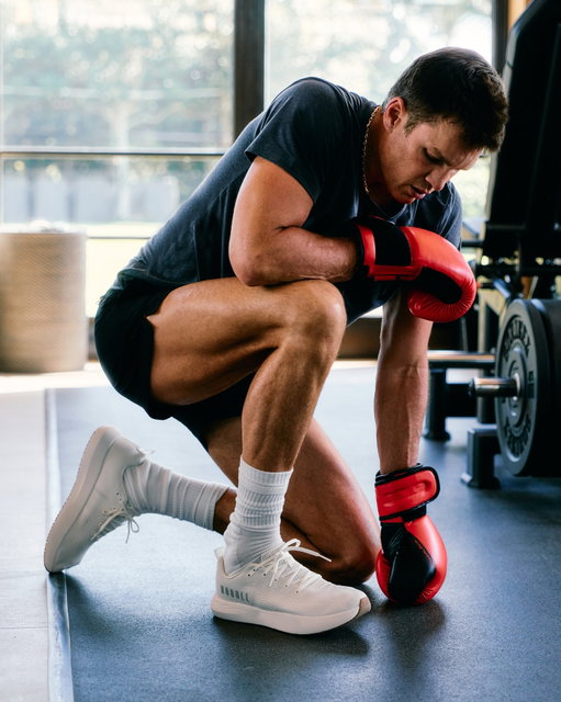 Keep going 🔥

The Drive 2 from @nobull arrives today. An updated fit and insane new midsole foam have made this my go-to gym shoe ever since we started testing it. It does EVERYTHING.