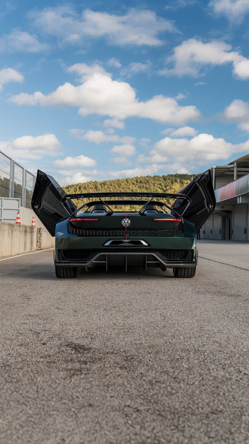 When a car stands still, the design has to speak.
The GTI Roadster Vision Gran Turismo does more than that - every perspective shows why this concept became a GTI icon.

Sharp. Low. Uncompromising.

This is Icons of GTI.

#Volkswagen #GTI #GTI50 #IconsOfGTI #DesignVisionGTI