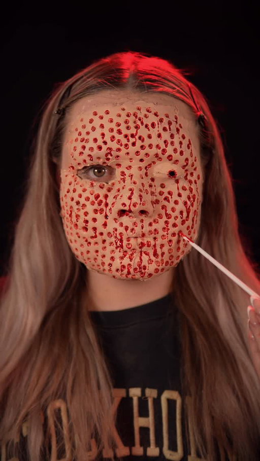 TRYPOPHOBIA MAKEUP

I love doing gross makeup 🤭 Does anyone have this phobia? 😖
.
.
.
#sfxmakeup #makeupartist #creepy #phobia #trendingreels