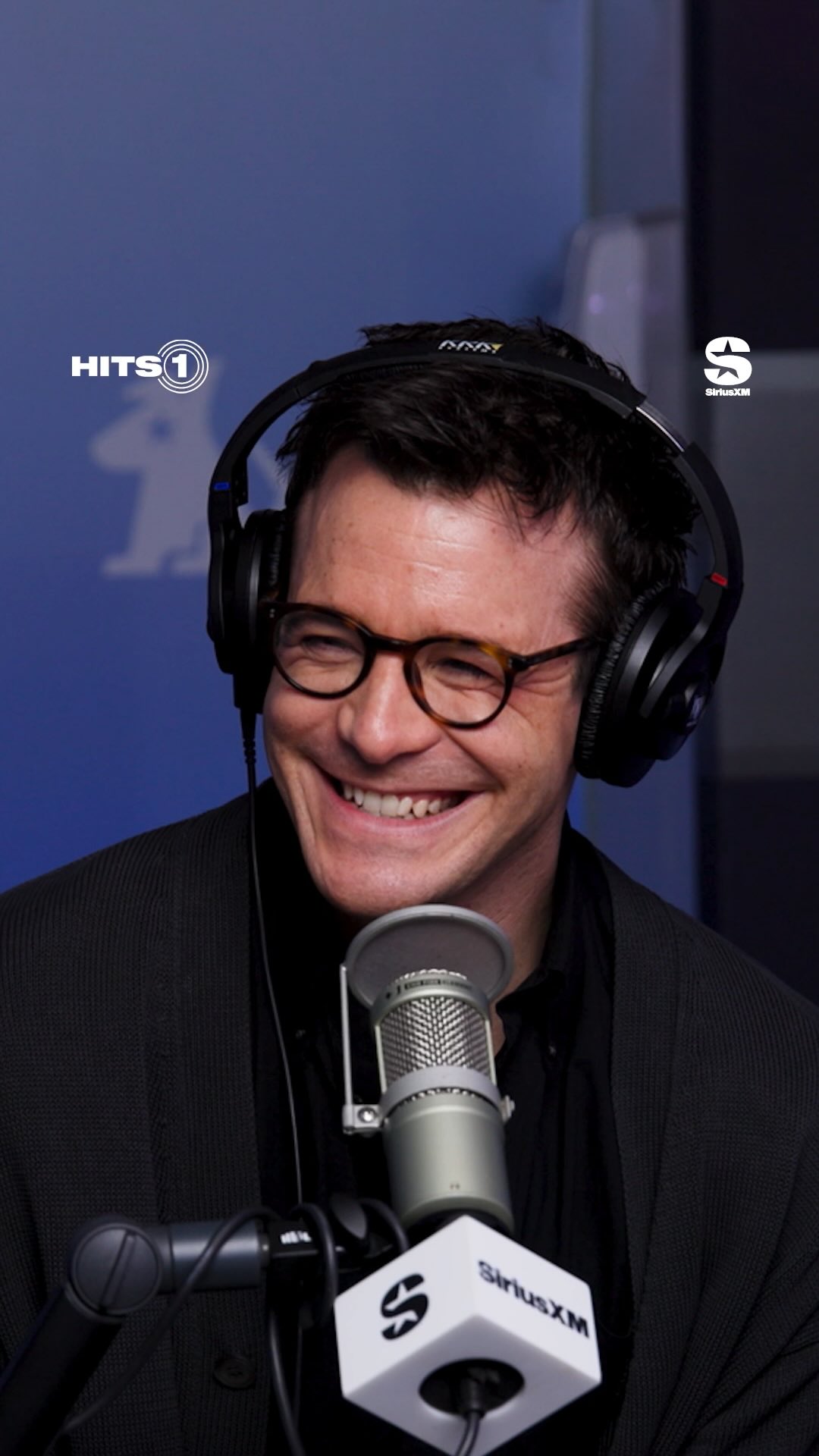 Don’t worry, ladies and gents, he CAN speak French well 🙂‍↕️ 

More from The Morning Mash Up and Luke Thompson at the link in bio