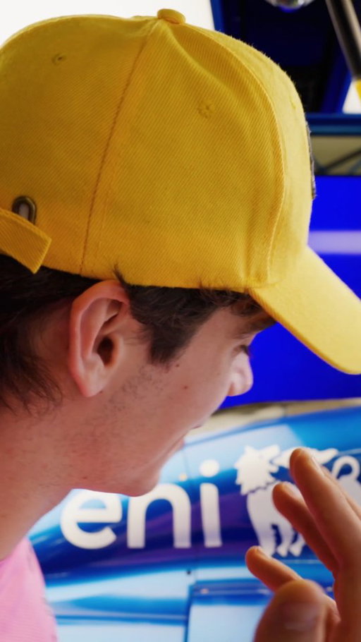 Una vuelta más, llegando juntos💛🏎️
Orgullosos de seguir siendo partners de @alpinef1team y @francolapinto

Back on track, together 💛🏎️
Proud to continue our partnership with @alpinef1team and @francolapinto