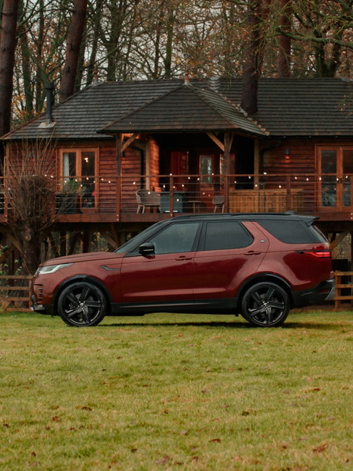 The great outdoors, with a touch of home comforts.

#Discovery 

—

Model shown is 26MY Discovery Gemini Limited Edition in Sedona Red with optional features. Availability and specification vary by market, check with local retailer. Off-road sequences with full permissions on dedicated private land. Full necessary reinstatement carried out. Leave no tracks.