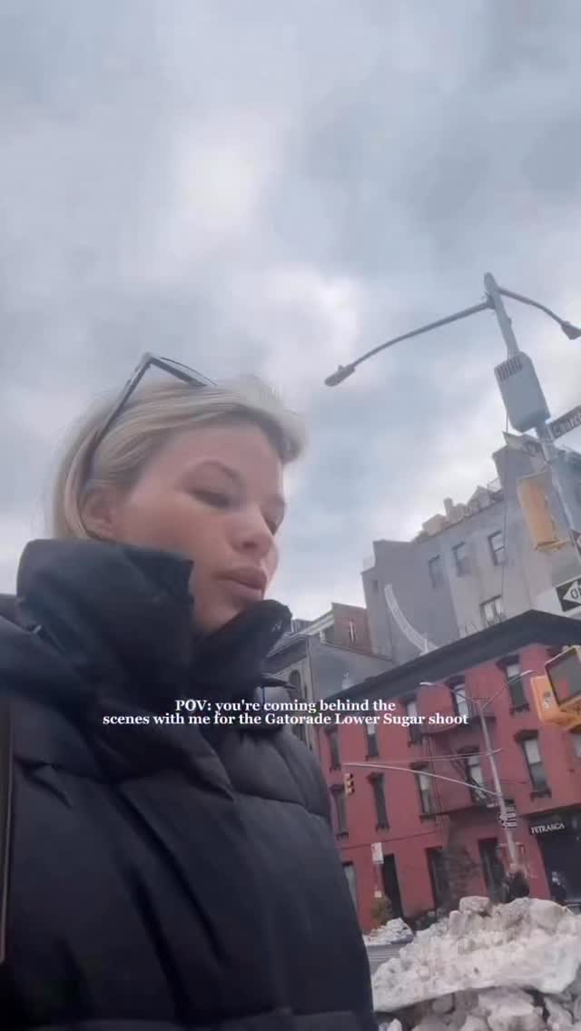 Feeling really excited to start the year working with Gatorade🤍 Come behind the scenes of this shoot day with me — lots of running around and outfit changes, but having @gatorade Lower Sugar with no artificial flavors, sweeteners, or colors kept me hydrated all throughout the photoshoot 💧#gatoradepartner