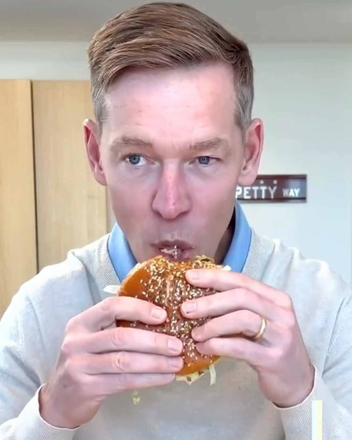 Our first Chief Tasting Officer application is in, and lets just say the bar is LOW. Apply now and make your video more than a McNibble.  Link in bio to enter the first #WendysCTOcontest

No purch nec. 50 US/DC, 18+. Ends 3/30. Rules: www.wendyschieftastingofficer.com

To qualify tag @wendys and #WendysCTOcontest