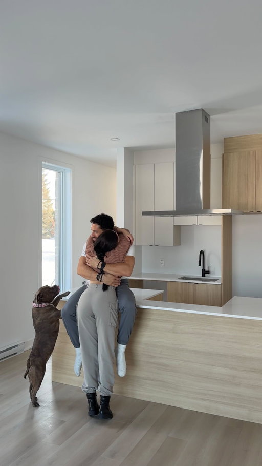Un vent de fraîcheur après 4 ans, fais du bien de changer d’air! <3

PS : on loue, c’est pas notre maison xx