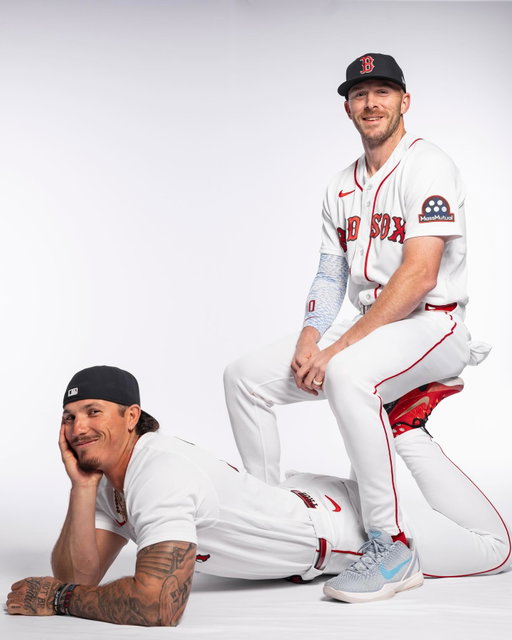 The buddy photoshoots you didn’t know you needed.