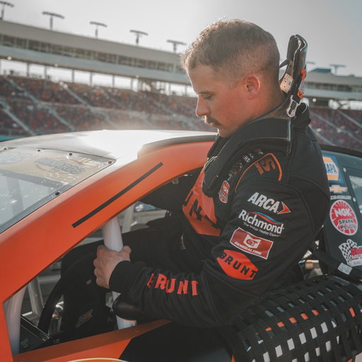 Race day in the desert 🏁🌵