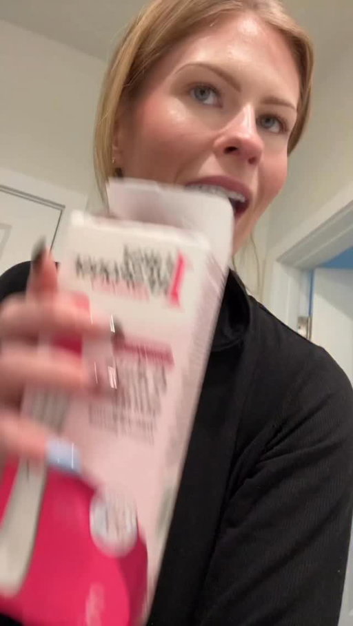 Don’t want to worry anyone- it was negative🤪 Just can’t take my Sema right now, so things are out of whack again! Chugging my multivitamin. Lol You can use ‘SAM99’ or ‘SAM3’ to save with WeightCare! @weightcare_ 
#pregnancy #test #pcos #infertility #weightcarepartner