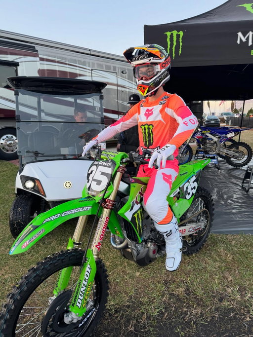 well spring nationals got cut short this year ended up getting cross jumped on my last 450b moto and hit the ground pretty hard broke my collarbone but got it fixed already and on the recovery road thank you @ocsportsdoc should be back in 6 weeks.

Thankful for the team around me couldn’t do it with out you guys 
@racekawasaki @ryanholliday
@tk_tyler_keefe  @thefamilie_
@broctickle @tickleperformance

@teamgreen_kawasaki
@procircuit78  
@ryanvillopoto
@monsterarmy @nikambriz @schalkoff
@foxmoto @alipps194 @kdayinthelife  @matttmora
@bellhelmets @dannyminney
@ridedunlop @robfox10
@oakleymotorsports @acain101
@renthal_moto @paulperebijnos
@throttle_syndicate
@hinsonracing
@didchain
@_xtrig_
@ethika @johnnylouch 
@calebtennant
@rynopower
@asterisk_usa
@iamspecialized @curtiskeene
@maximausa @dogger89
@matrixconcepts
@hinsonracing
@acerbisusa
@toyota_of_redlands @toyotaredlandsmotoraports
@worksconnection
@ogio_powersports @ogio @plo_80
@cmykpnt @npappas35
@amychristine_p @ornelas100
@motosportinc 
@dubyausa
@apdesignsusa
@racetechtitanium
@vpracingfuels
@techtouchusa @technicaltouchracing
@twin_air
@arclevers  @KawasakiUSA
@pcraceteam  @teamgreen_kawasaki
AZ39forever💚