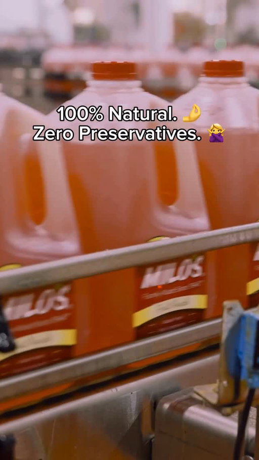 Watch as we box up our newest family favorite! 🍎🍒🍋🍍 We ditched the preservatives and the artificial colors found in the other guys to bring you a punch that’s 100% natural and made with real ingredients.

From our family-owned business to your family’s refrigerator — it’s made the Milo’s Way.
.
.
#DrinkMilos #Milos #MilosMoment #FruitPunch #Natural