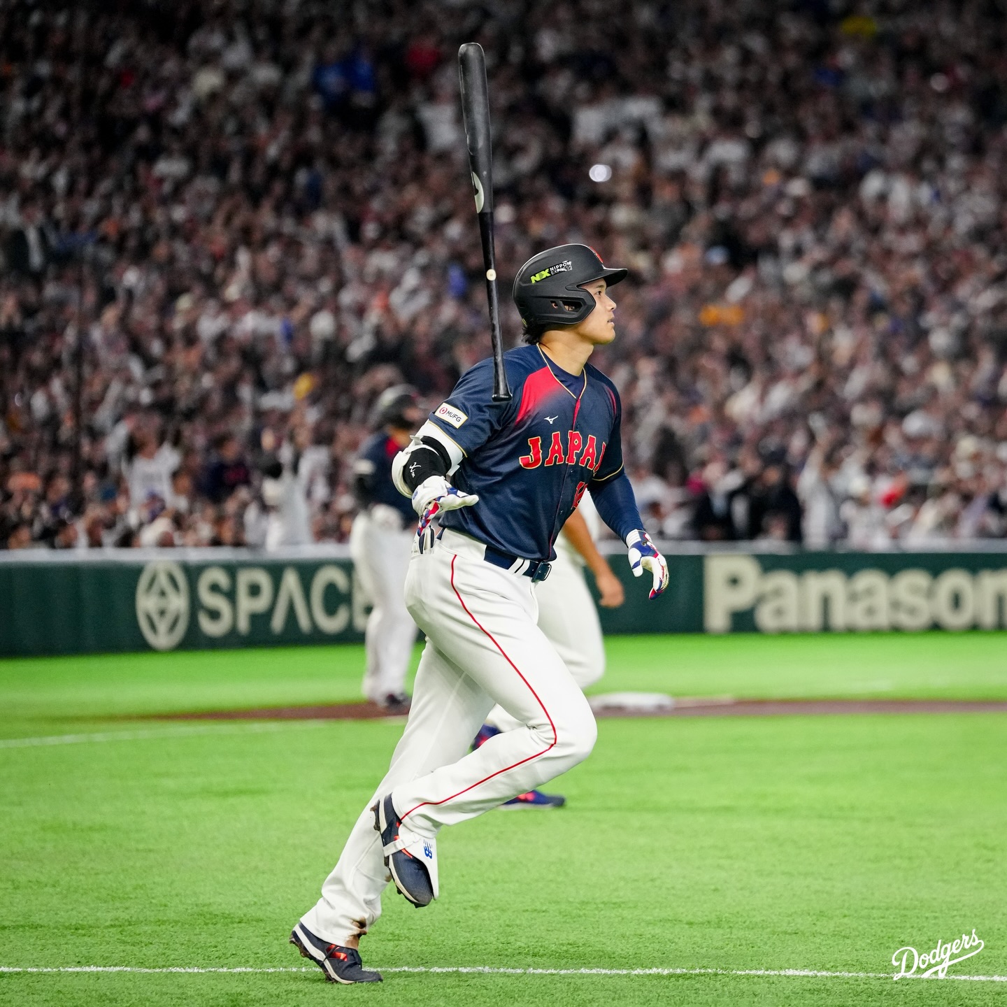 A grand slam and a 3-for-4 night? Ohtani putting on a Sho for Team Japan. 🔥