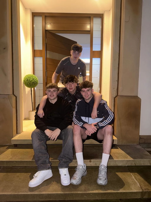 WELCOME TO THE BOVHOUSE🏠