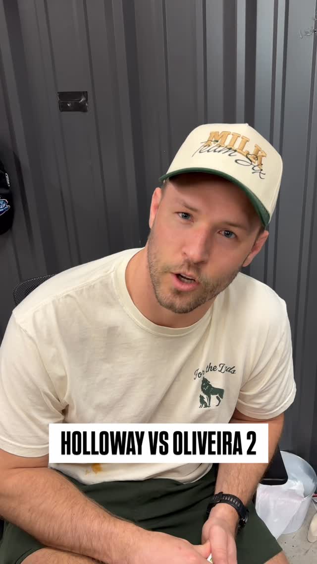 Max Holloway vs Charles Oliveira 2. Who’s walking out with it? @fanduel