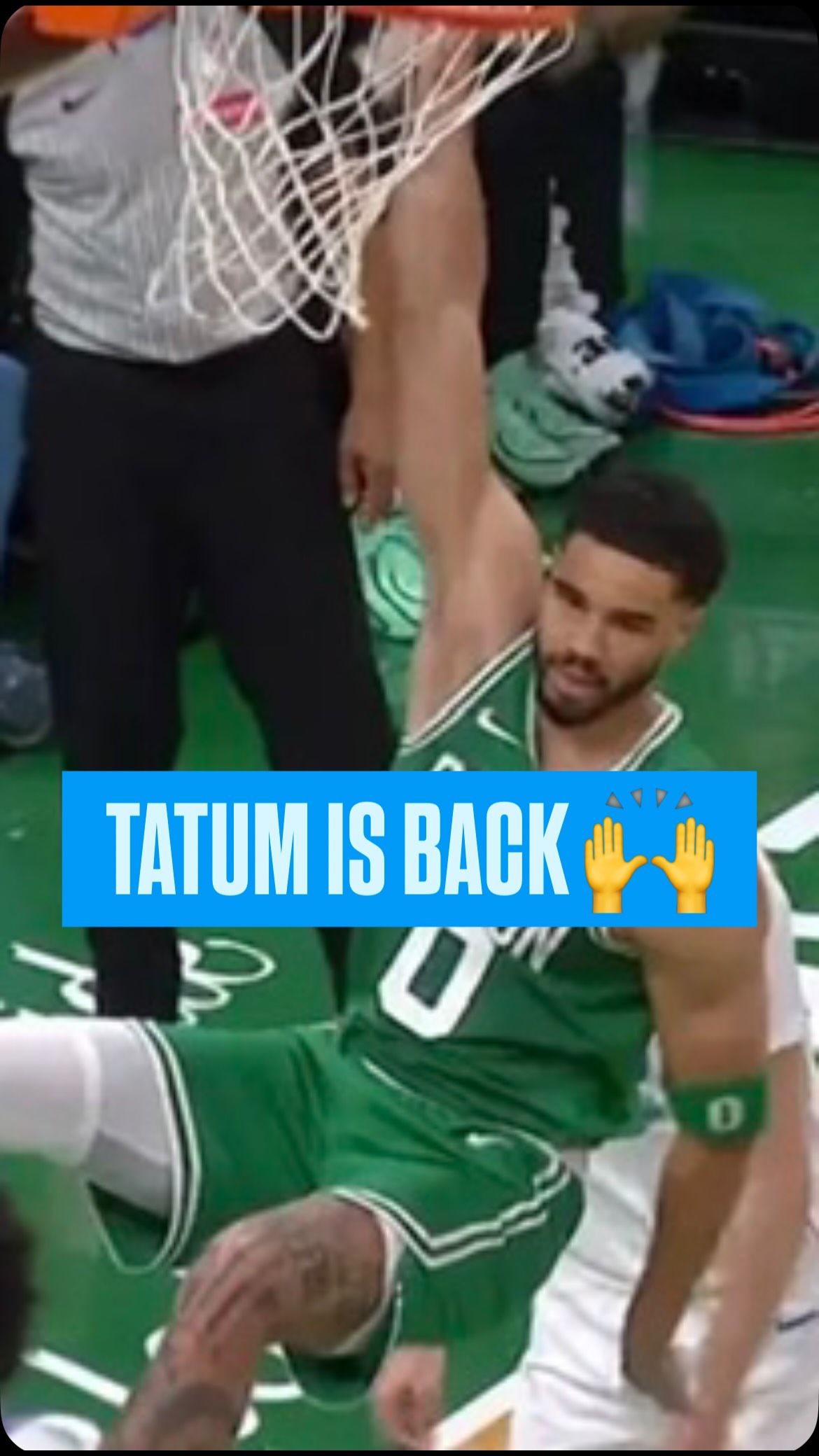 Welcome back Jayson Tatum 🫡

Via @nbaonespn | #NBA | #Celtics | #Basketball