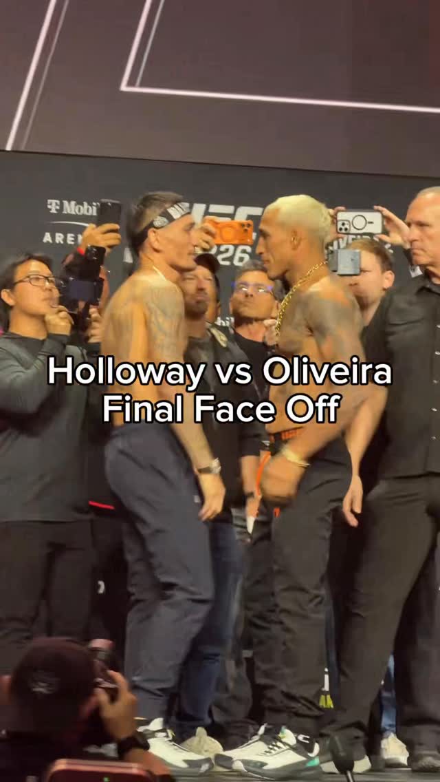 @blessedmma vs @charlesdobronxs for the BMF title. Who do you have for Saturday’s fight at @tmobilearena? 🥊