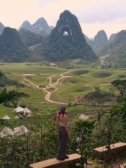 is this real life? 😍

📍Cao Bằng - 3 day motorbike tour through the mountains of northern vietnam :)