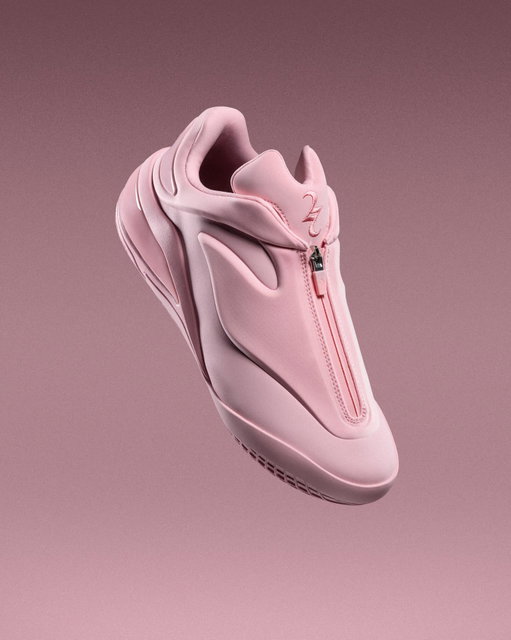 Spring forward. @shai

SHAI 001: BLUSH out 3.12 on Converse.com and Nike SNKRS and at select Converse stores & retailers globally.