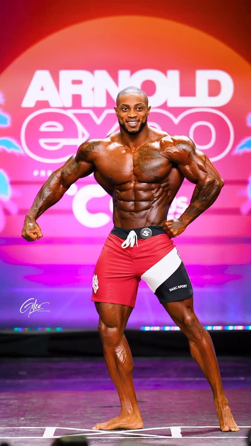 2026 Arnold Classic Men’s Physique 
Athlete: @brandon.d.hendrickson 
Video by @gilcoproductions