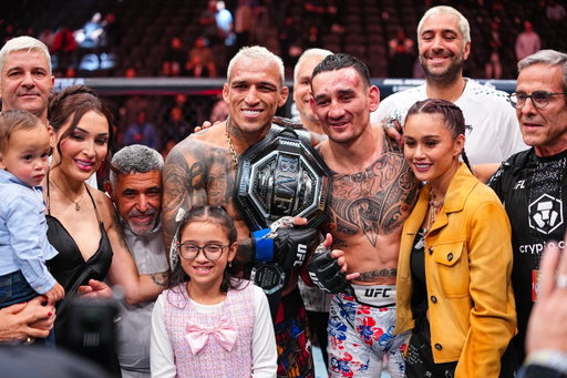 Isso é BMF  ufc 326 🙏🙌👊🏼👊🏼👊🏼👊🏼

This is BMF UFC 326 🙏🙌👊🏼👊🏼👊🏼👊🏼