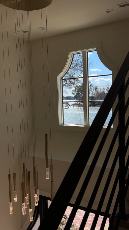 Don’t worry… we’re not actually moving 😅 

But we DID tour this $7M Lake Norman @grandfatherhomes beauty that’s currently on the market and now I’m emotionally attached. 

Who’s buying it so I can take credit and come visit 🤣 Comment “RANGER ISLAND” and I’ll DM you the full listing.
