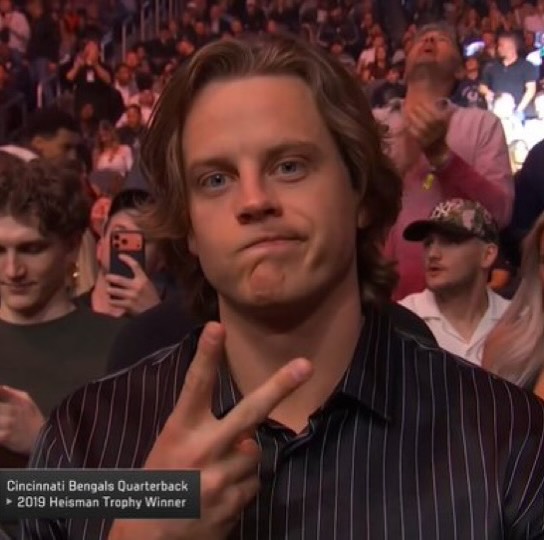 Joe Burrow looks THRILLED after Maxx Crosby got traded into the division 😂

📸 @paramountplus