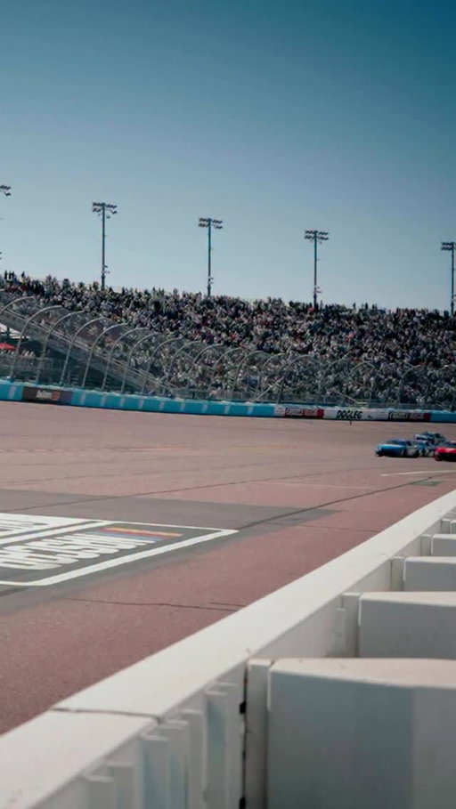 How’s this for a ringtone? 📱

#StraightTalkWireless500 is GREEN!