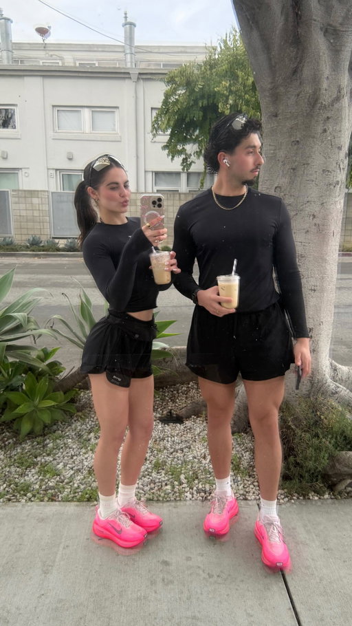 the perfect sunday 🫶🏼💘 

wearing @dfyne.official code BREE

#running #runninglife #runner #runners #couplegoals #couplegoal #matching #matchingshoes #runningshoe #nike #run #matchingoutfits