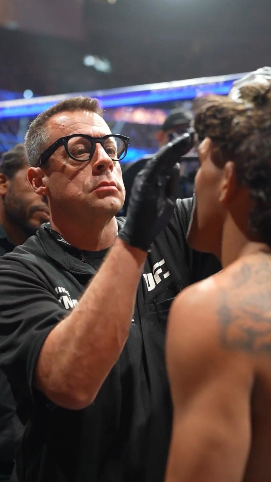 See exactly what the cutmen saw at #UFC326. @OakleyMeta @Oakley
