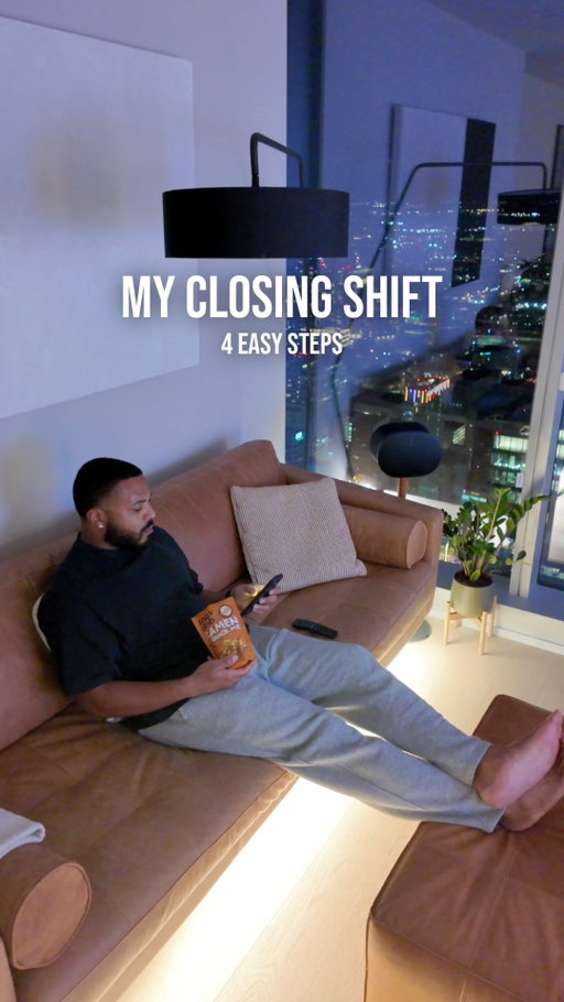 My 4-step closing shift keeps my space from piling up and my mornings from feeling chaotic.
Reset the kitchen.
Set up tomorrow.
Put everything back where it belongs.
Then wind down intentionally.

Tonight’s reward: Snak Club Ramen Snack Mix. Bold flavor, easy cleanup, no extra mess.

Small systems make a big difference.

#BringTheFlavor #SnakClubPartner #closingshift